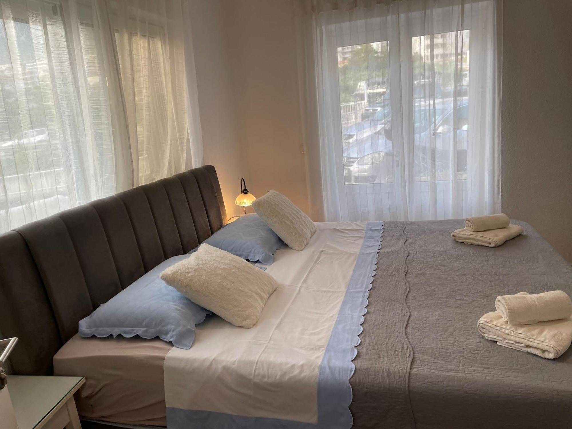 Apartments Anica & Gabriela Makarska Exterior photo