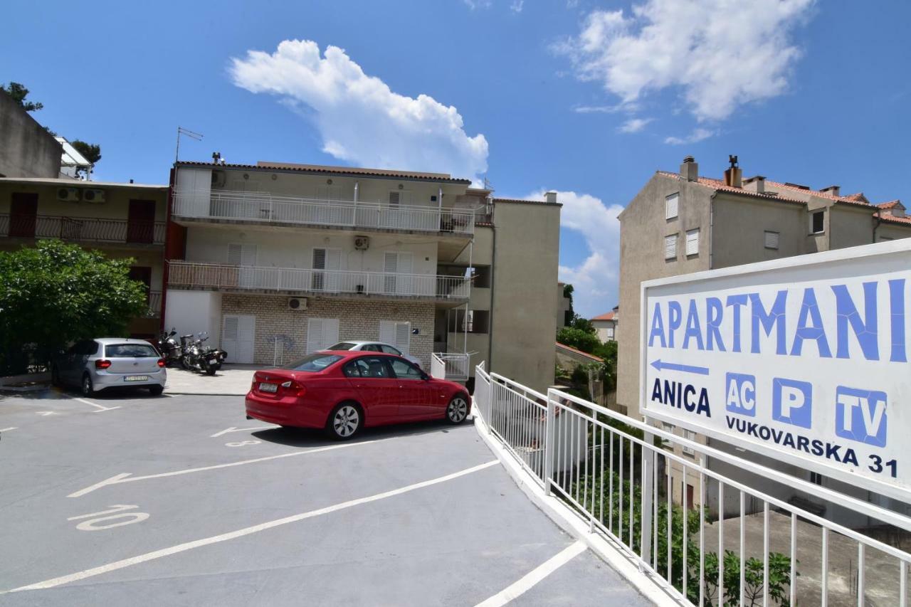 Apartments Anica & Gabriela Makarska Exterior photo